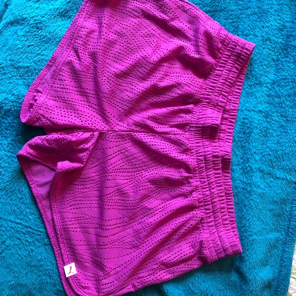 Short Puma - Picture 2 of 5